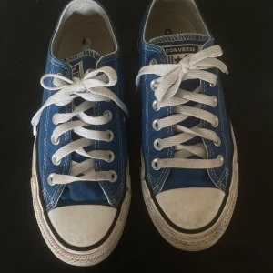 Convers  - Blå låga convers allstar 💙 