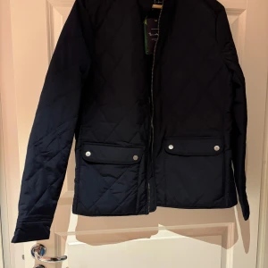 Quality jacka   - Helt ny med prislapp. Sjukt snygg . Passa tyvärr  inte min man