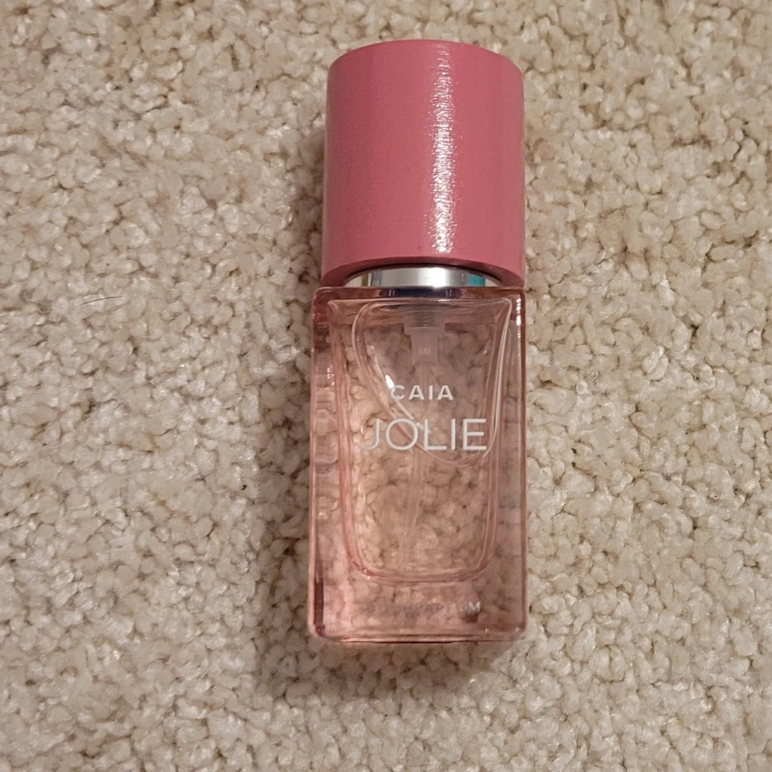Caia parfym jolie