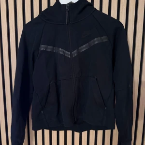 Nike tech set  - Skönt set från Nike