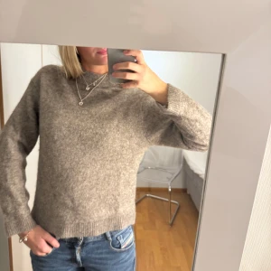 Jätte fina alpacka stickad tröja  - Såå mysig och fin!