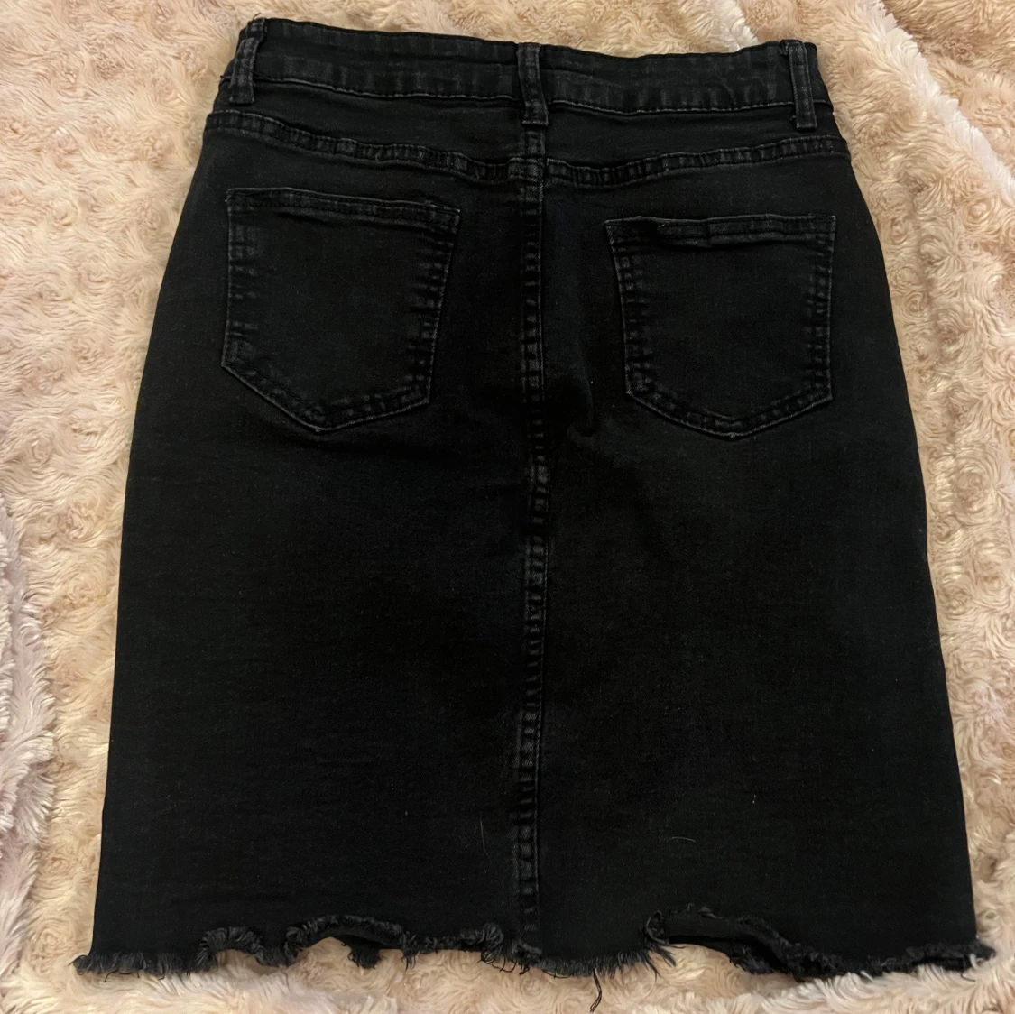 Kjol från SHEIN  - 90