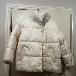 Vinterjacka  - Superfin och varm vinterjacka, oversized