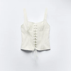 Korsett topp - Populär korset fest topp från Zara! Oanvänd med prislapp kvar🥰Kan mötas och pris kan såklart diskuteras🤗🩷