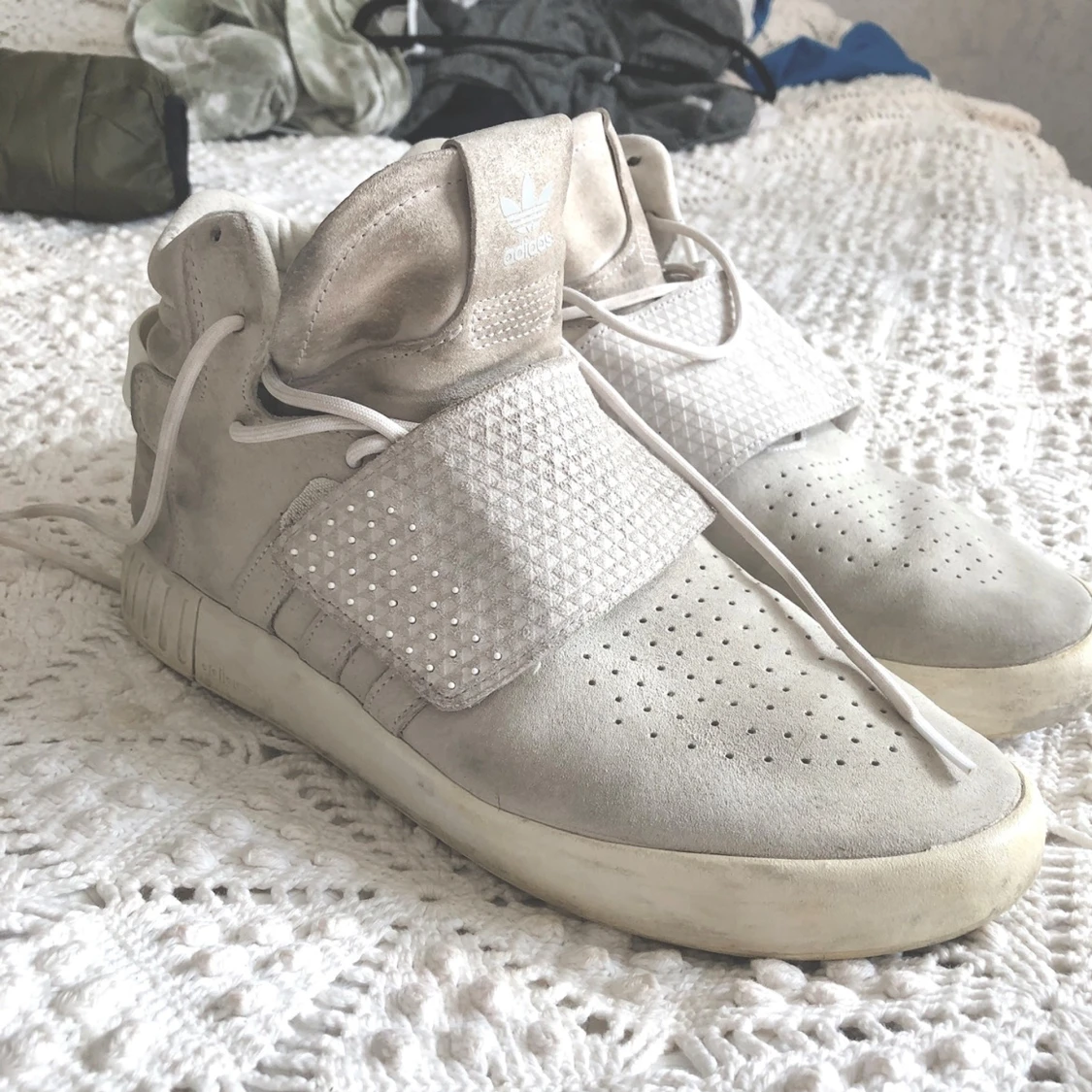 Adidas Yeezy Boost - Bra skick! - 90