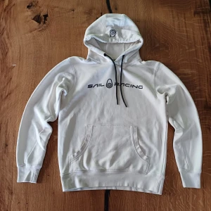 Sail racing hoodie - En väldigt skön hoodie i topp skick. 