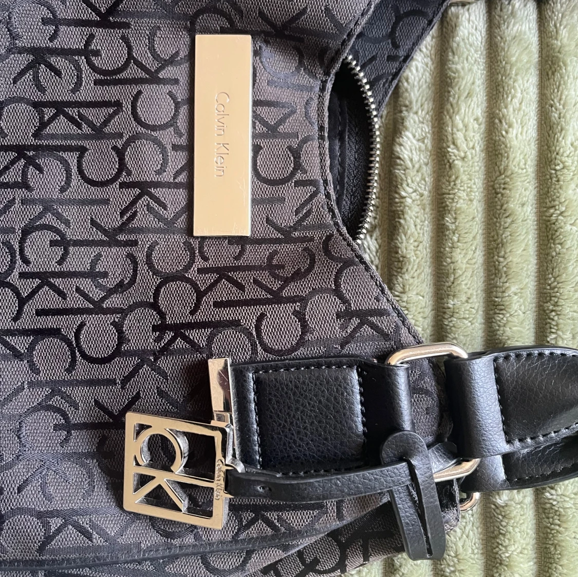 Calvin klein väska - 91