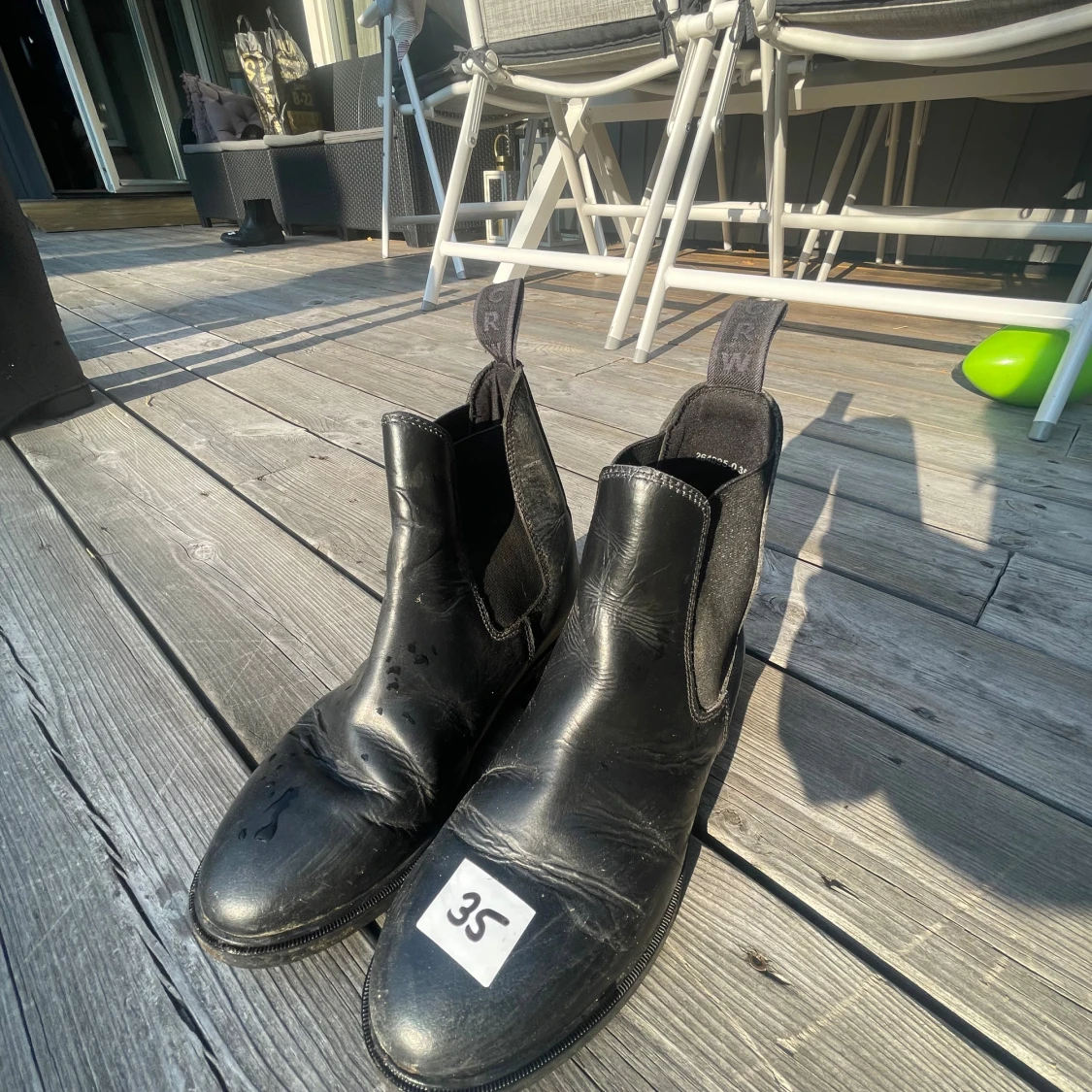 Ridskor från CRW, använda men funkar fint  - 90