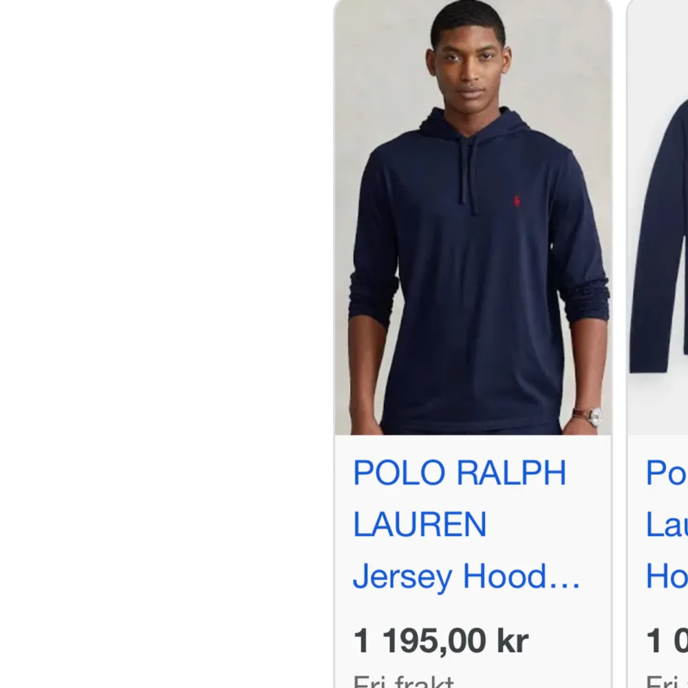 Säljer nu denna Ralph Lauren tröja för endast 650 kr bra skick, inga hål, felfri den är byggd som en hoodie fast väldigt tunn orginal priset är 1 200kr. Tröjor & Koftor.