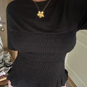 Hm topp - Jätte fin använd ca 2 gånger