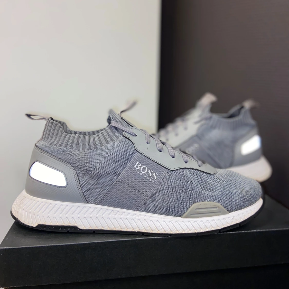 Hugo boss skor  - 90