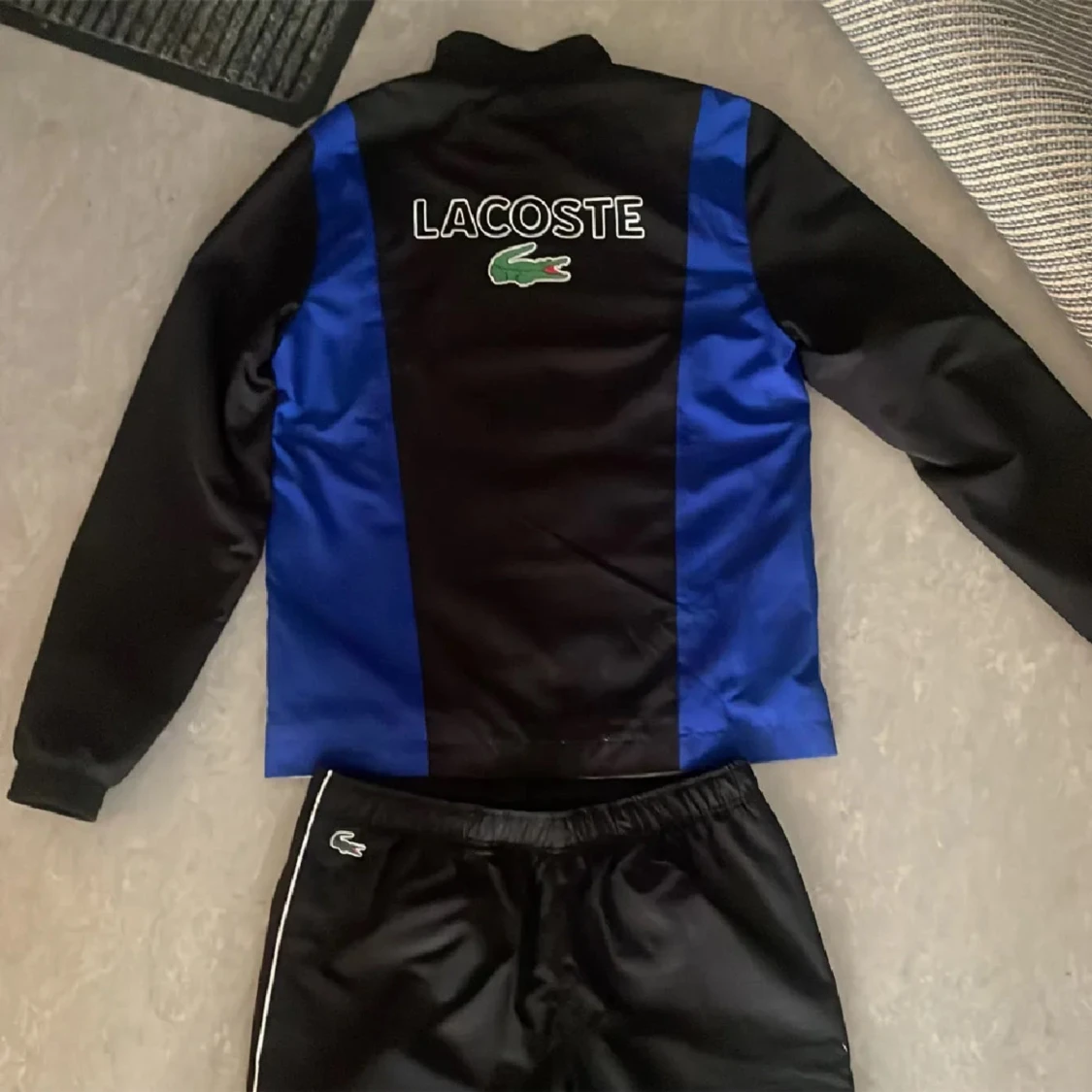 Lacoste tracksuit  - 90