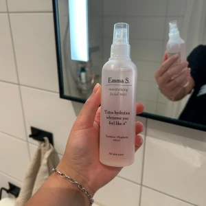 Emma S moisturising facial mist - Endast testad, säljer då den inte kommit till användning 🩷🩷