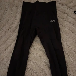 Grå leggings från icaniwill - Fina grå leggings från icaniwill