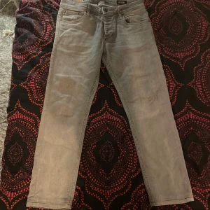 Jack and Jones jeans - Snygga Jack and Jones jeans i bra skick. W32 L30, modell Tim (slim fit)