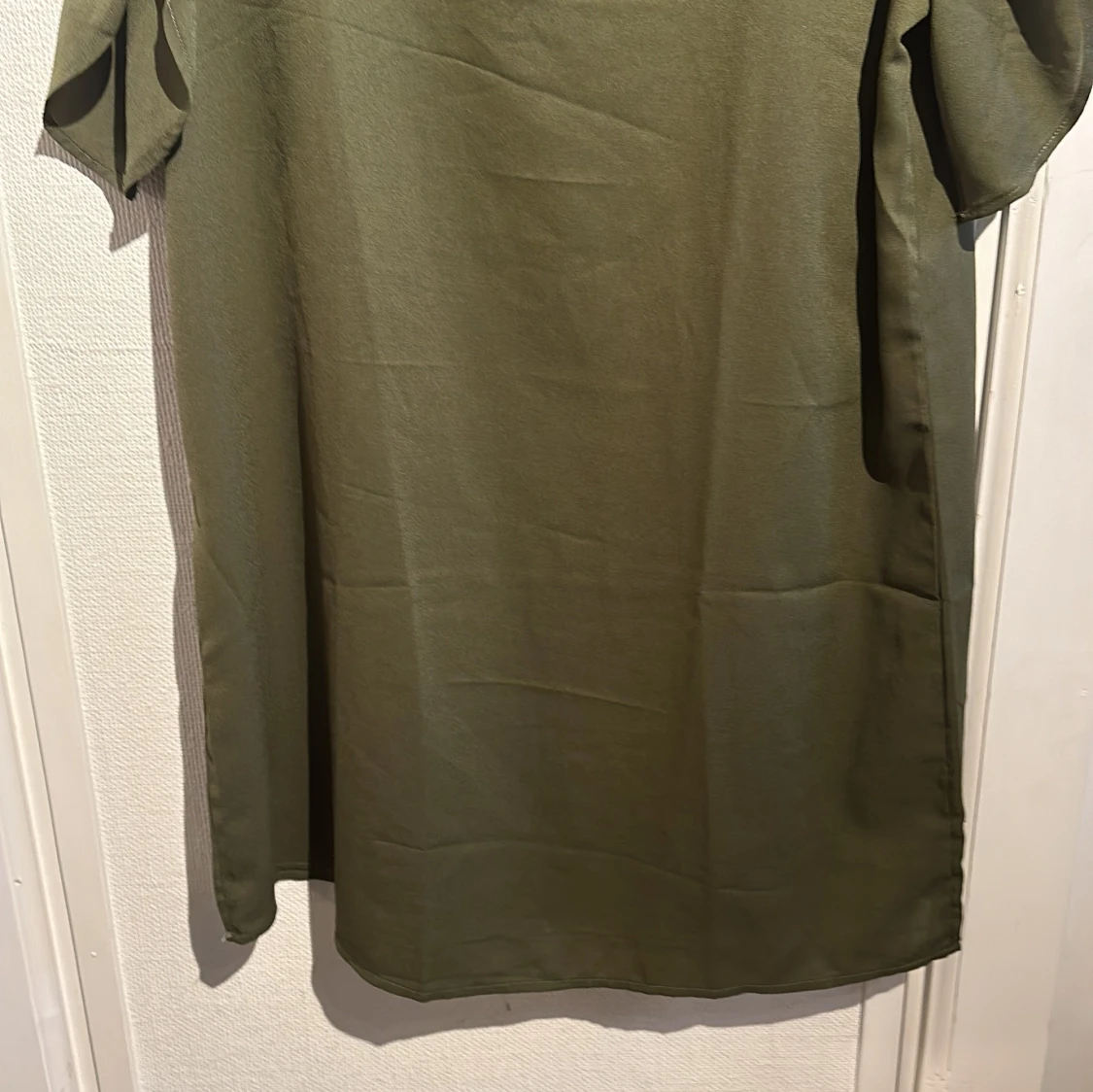 Olivgrön klänning från Shein Curve - 4