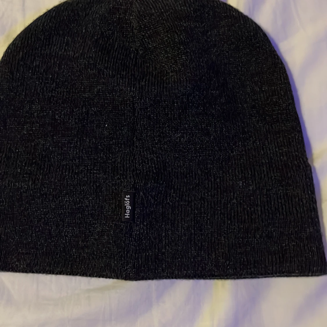 Svart mössa från Haglöfs 150 styck båda 250 - 1