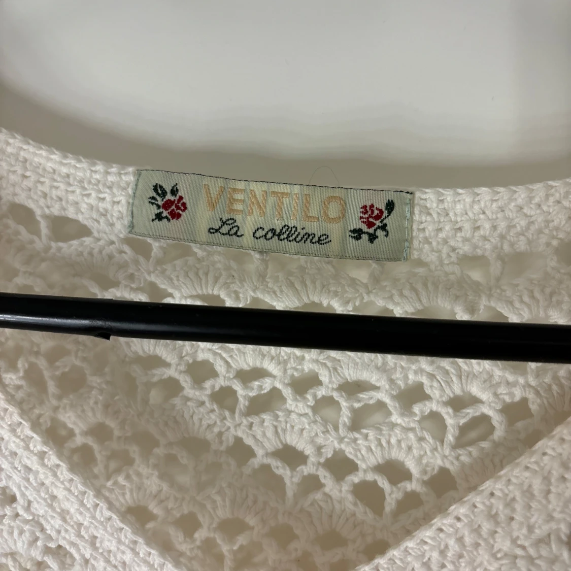 Vit spetskofta från Ventilo - 91