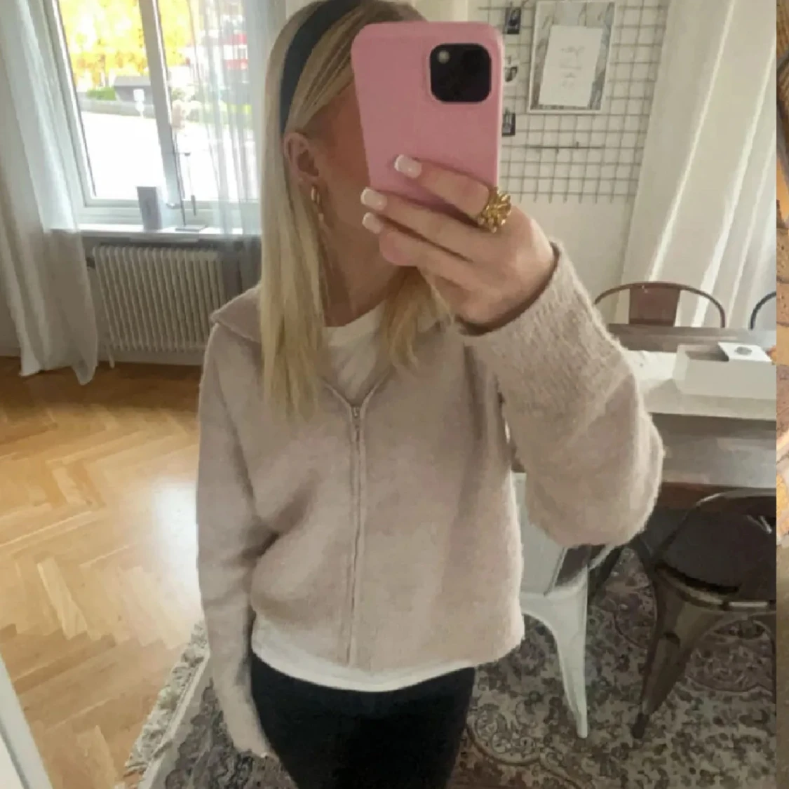 Beige stickad kofta med dragkedja