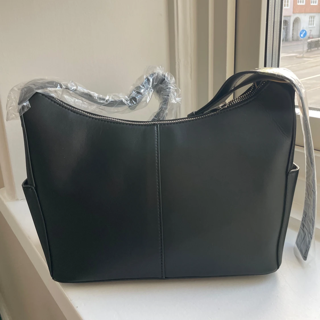 Svart axelväska från Zign