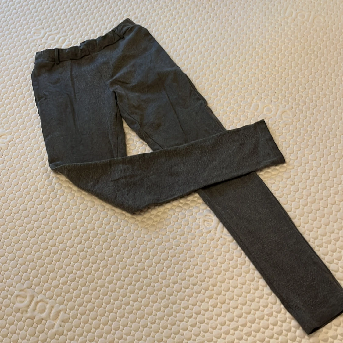 Grå byxor från Name It