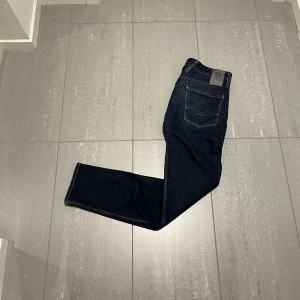 Replay Jeans  - Säljer nu dessa Replay jeans, skriv för fler bilder/frågor🙌🏼