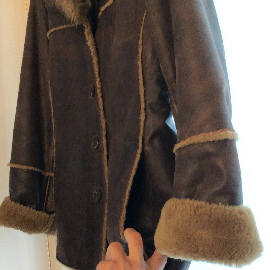 Äkta skinnjacka med fuskpäls - 91