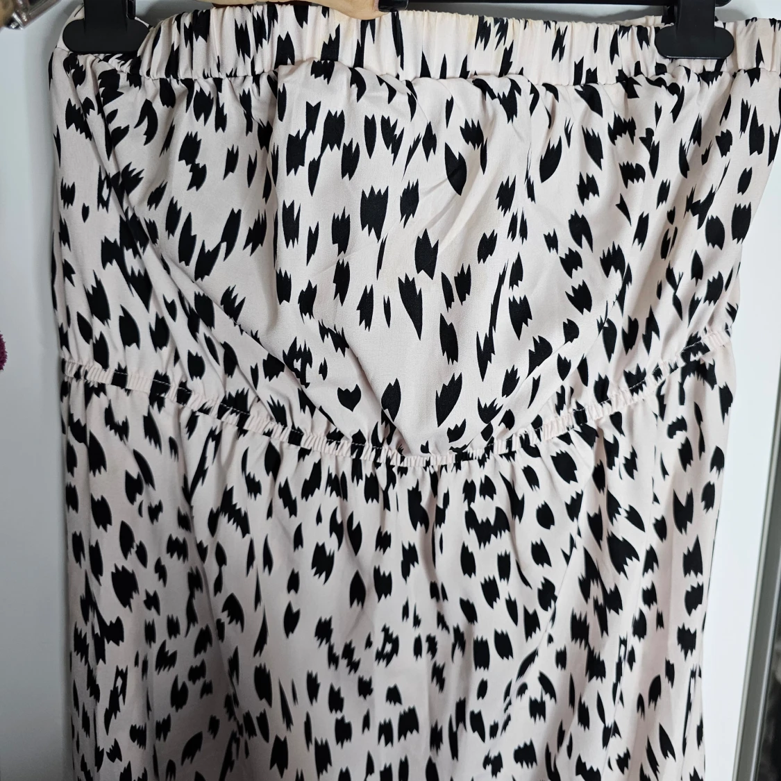 Svartrosa mönstrad långklänning - 91