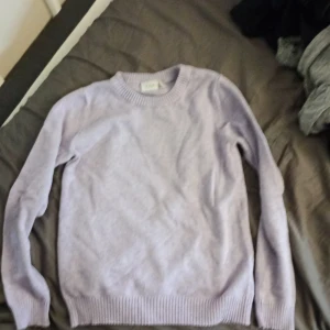 Tröja - Den e inte sliten,den passar bra 
