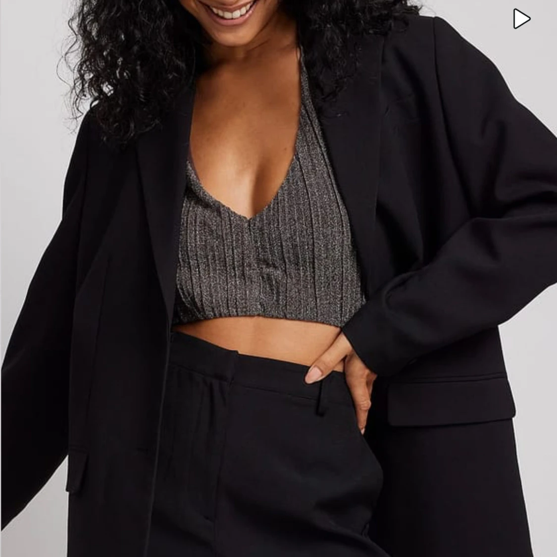 Glittrig grå halterneck topp - 90