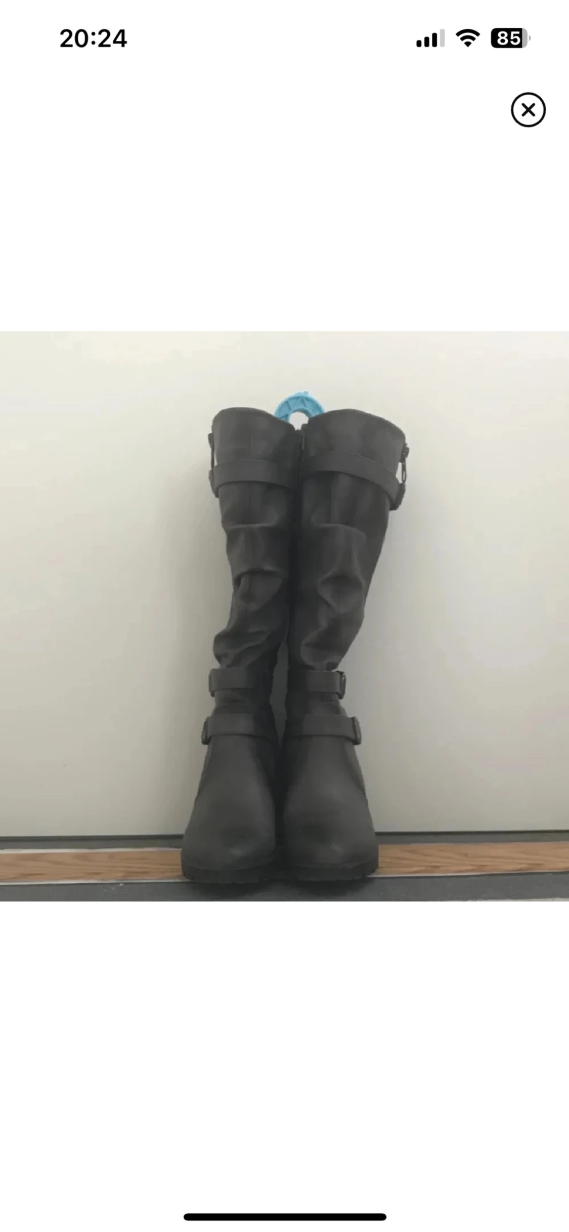 Gråa stövlar  - 90