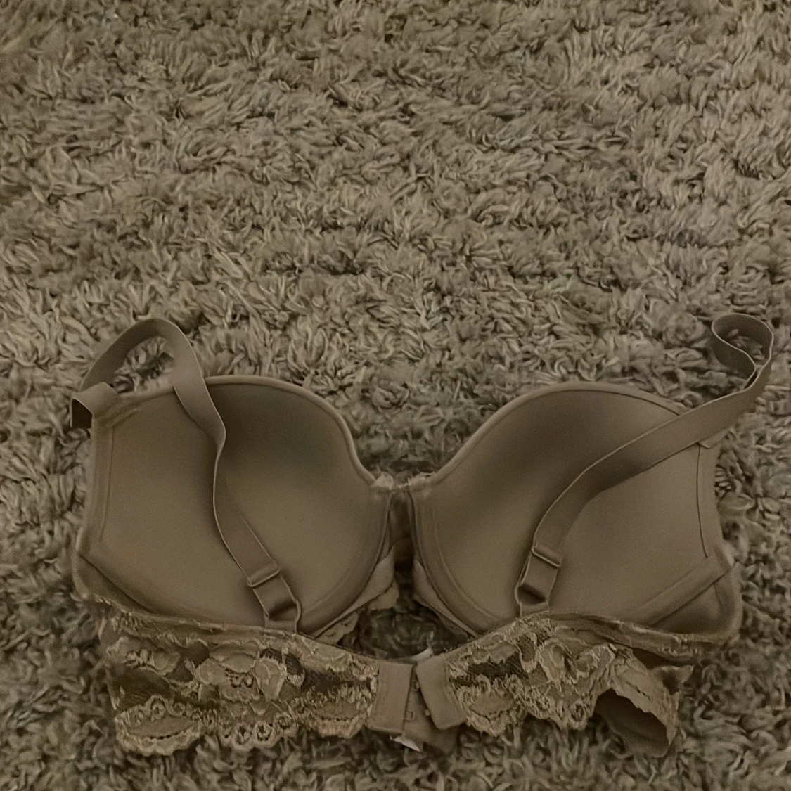 BH från Cubus, pris går att diskutera. - 90