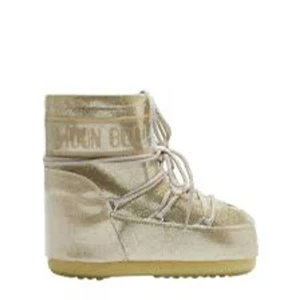Moon boots - Ett par guld glittriga Moonboots i storlek 36-38 Använda 4-5 gånger✨✨💛💛