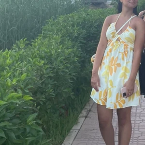 Zara klänning - Supersöt sommarklänning i storlek s❤️ använd vid 1 tillfälle❤️