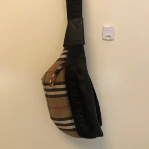 Burberry Väska - Midjeväska Gott skick