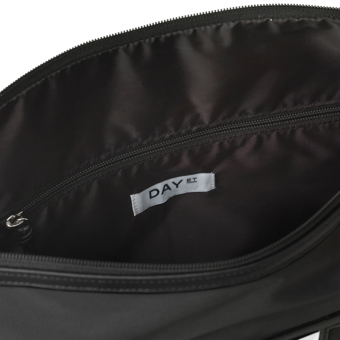Day väska svart  - 90