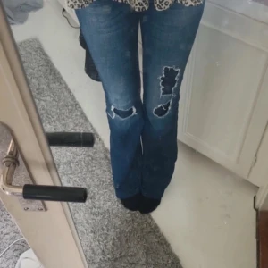 Only jeans - Storlek  27/36 alltså S  Midjemått 39 cm innerbenslängd 85