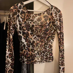 Leopard mesh top