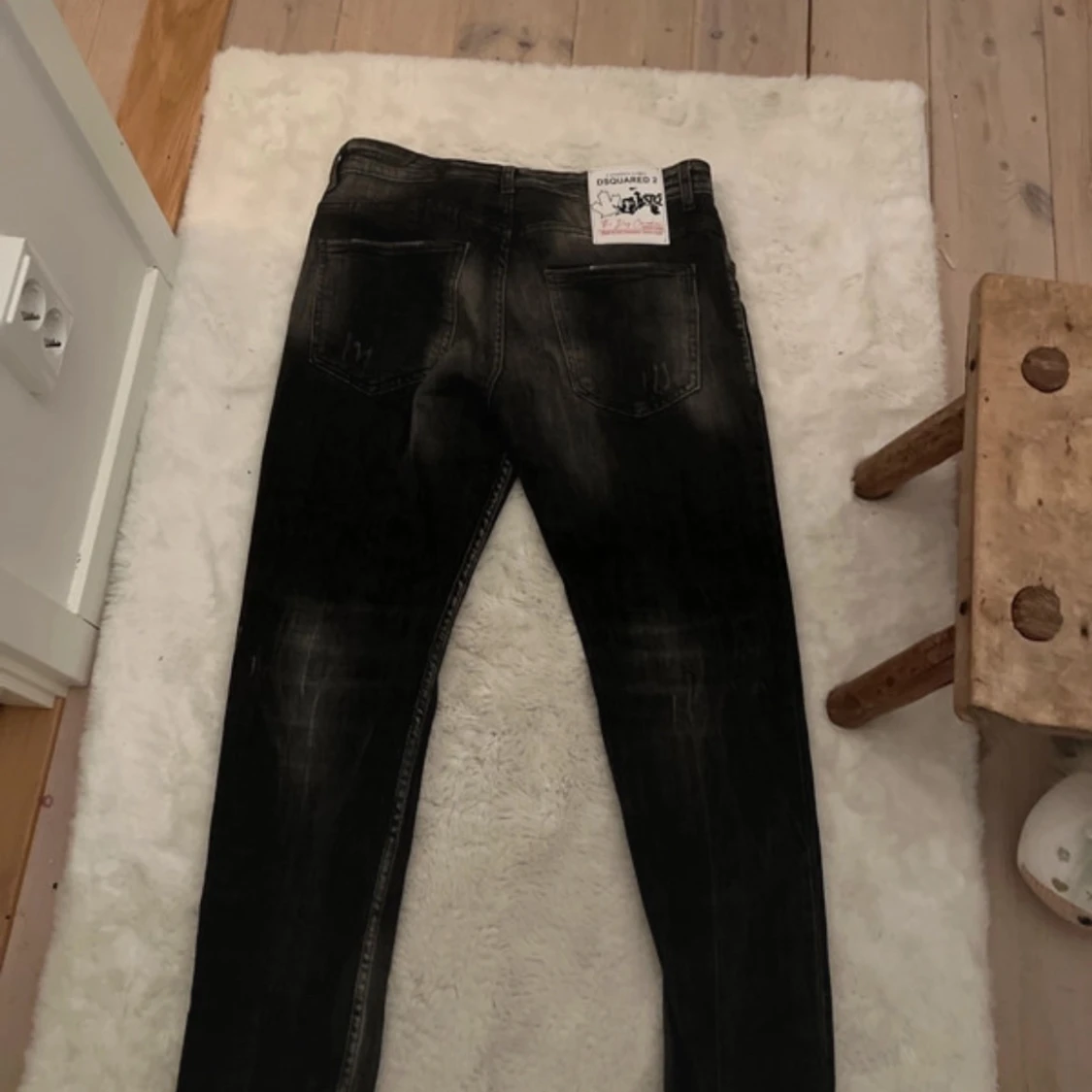 Svarta dsq jeans - 1