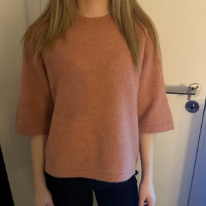 Tröja  - Snygg tröja från &other stories. Använd ett fåtal gånger🥰🥰