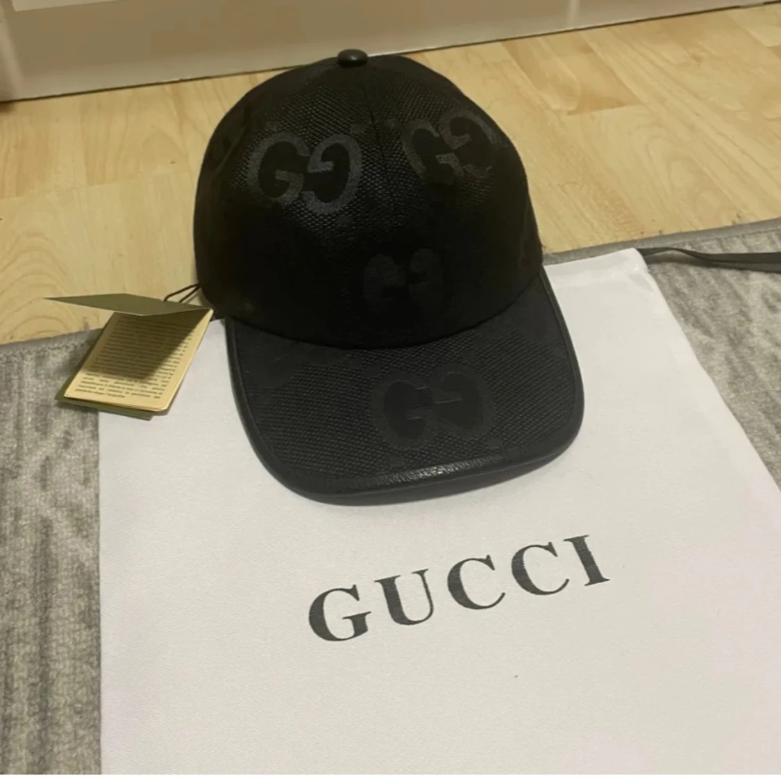 Svart keps från Gucci - 2