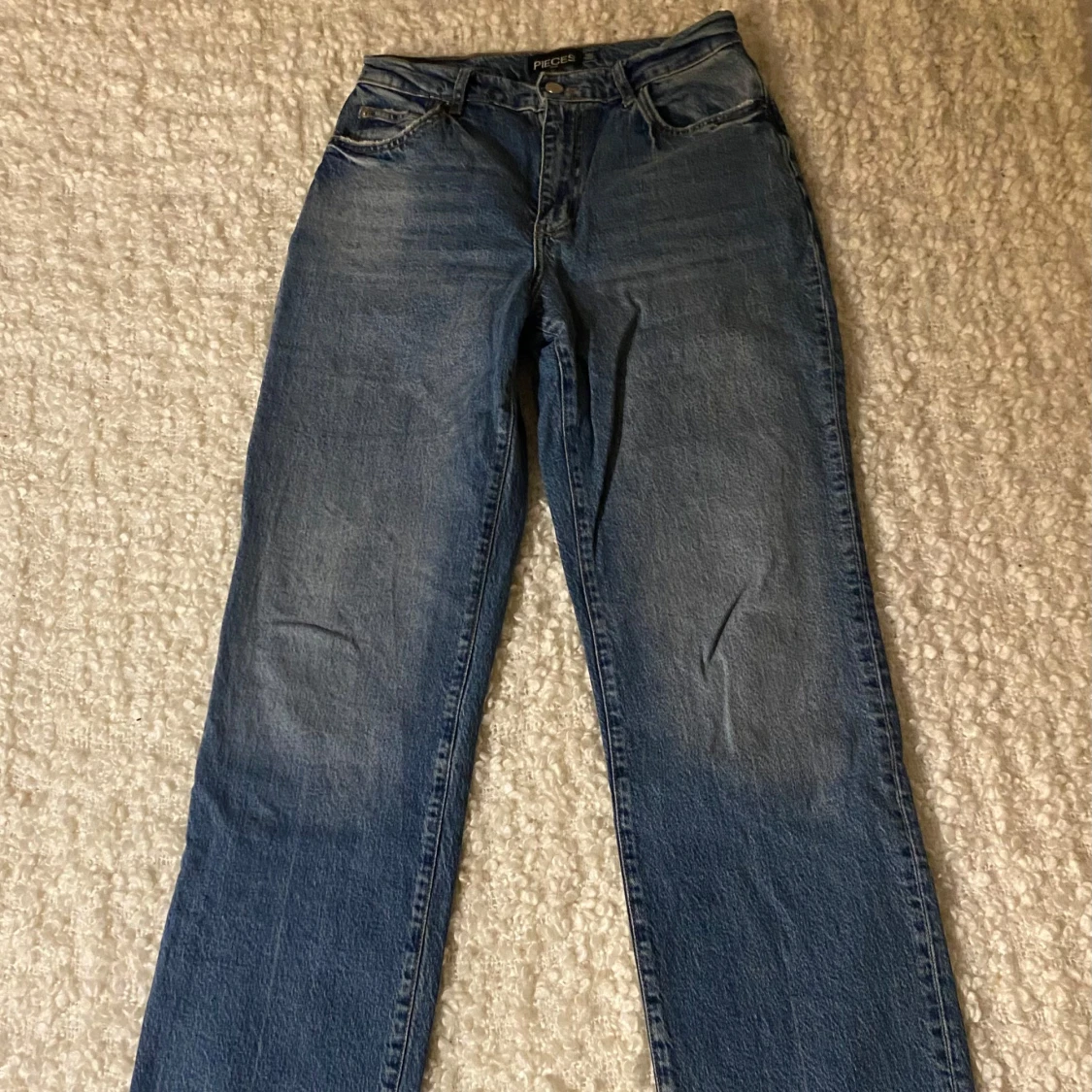 Blå jeans från Pieces