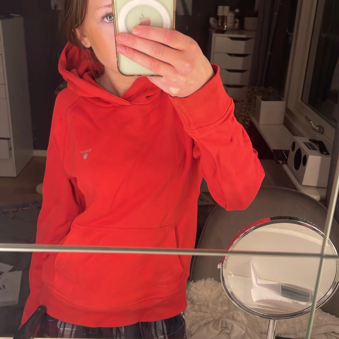 Röd hoodie från Gant - 1