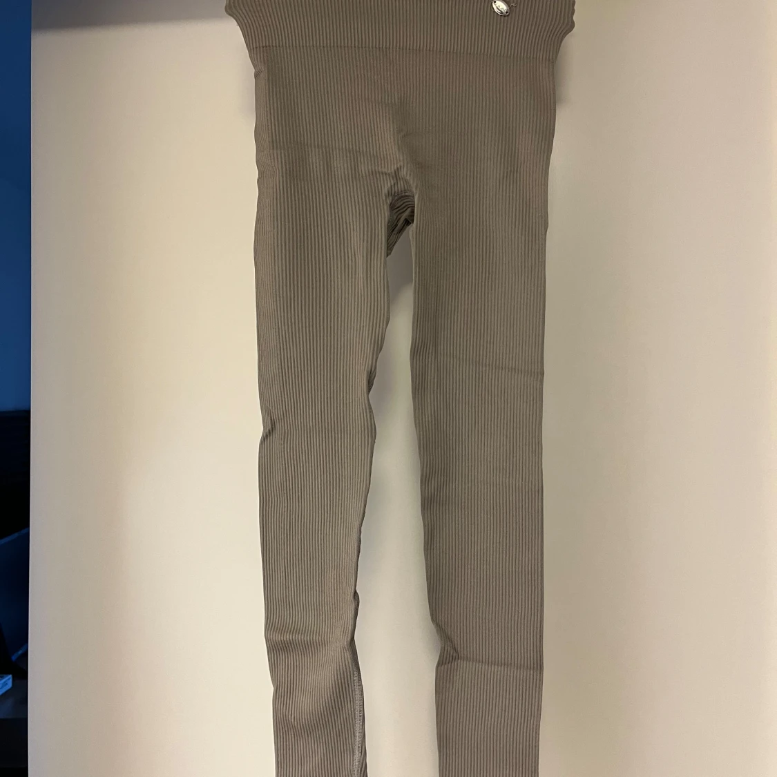 Beige ribbat träningsset från DOM - 2