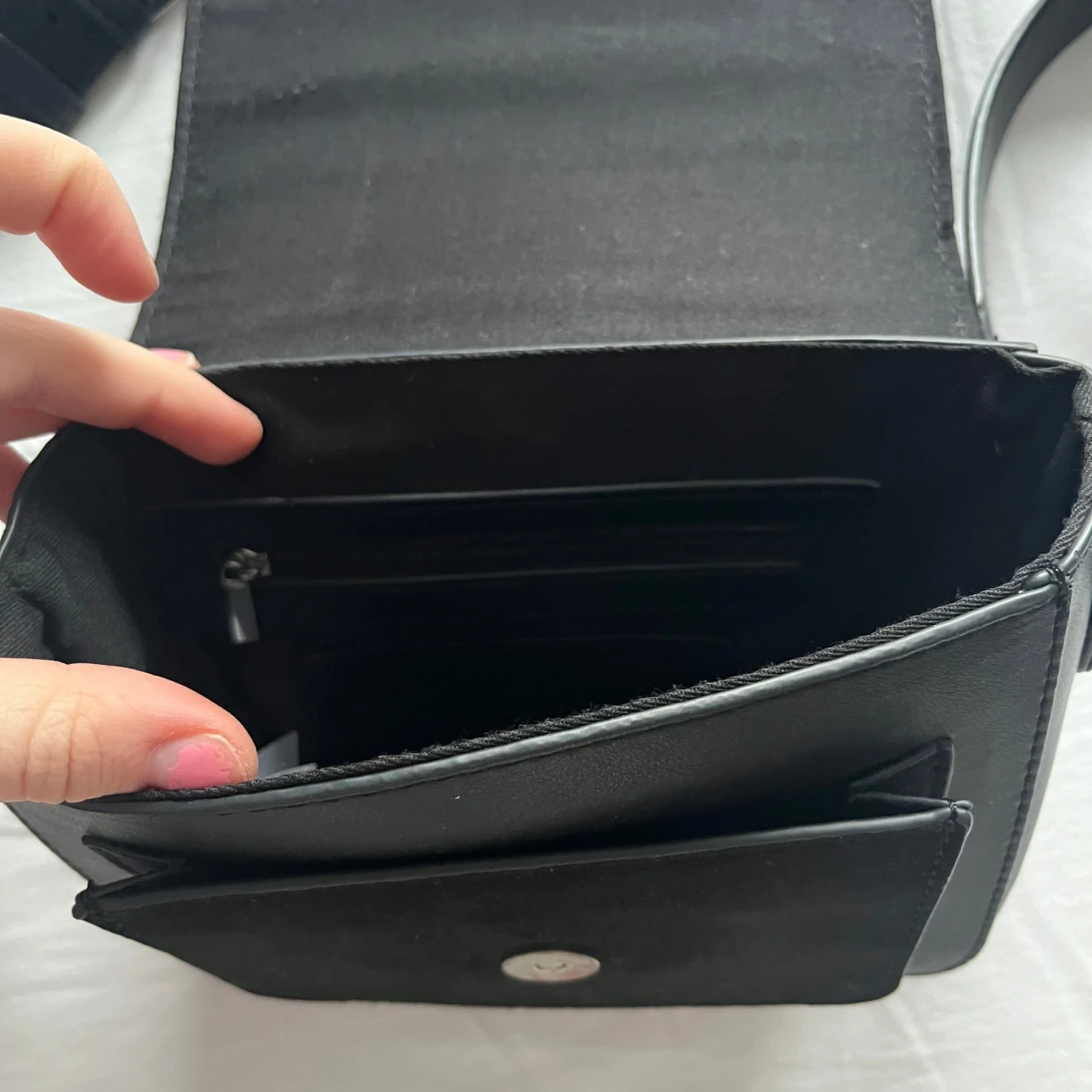 Svart handväska - 2