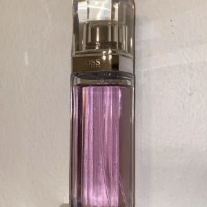 Parfym från Boss - Säljer min iprincip nya bossparfym. 50 mili