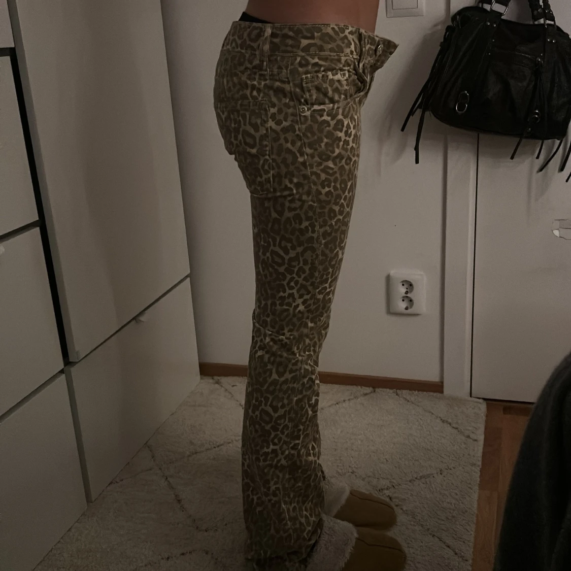 Leopardmönstrade byxor från Zara - 1