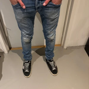 Dondups - Säljer mina dondups då de är för små, bara använda ett fåtal gånger och är i bra skick. Glöm inte o höra av dig vid funderingar!