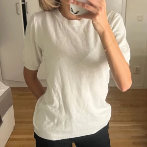 Stickad trlja - Fin kortärmad stickad tröja💕