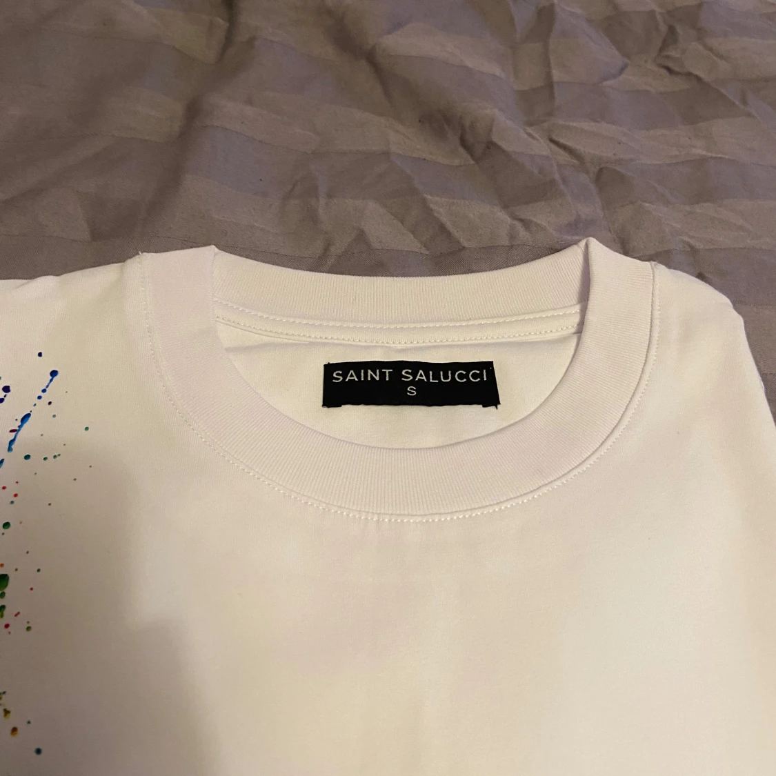 Vit t-shirt från Saint Salucci - 92